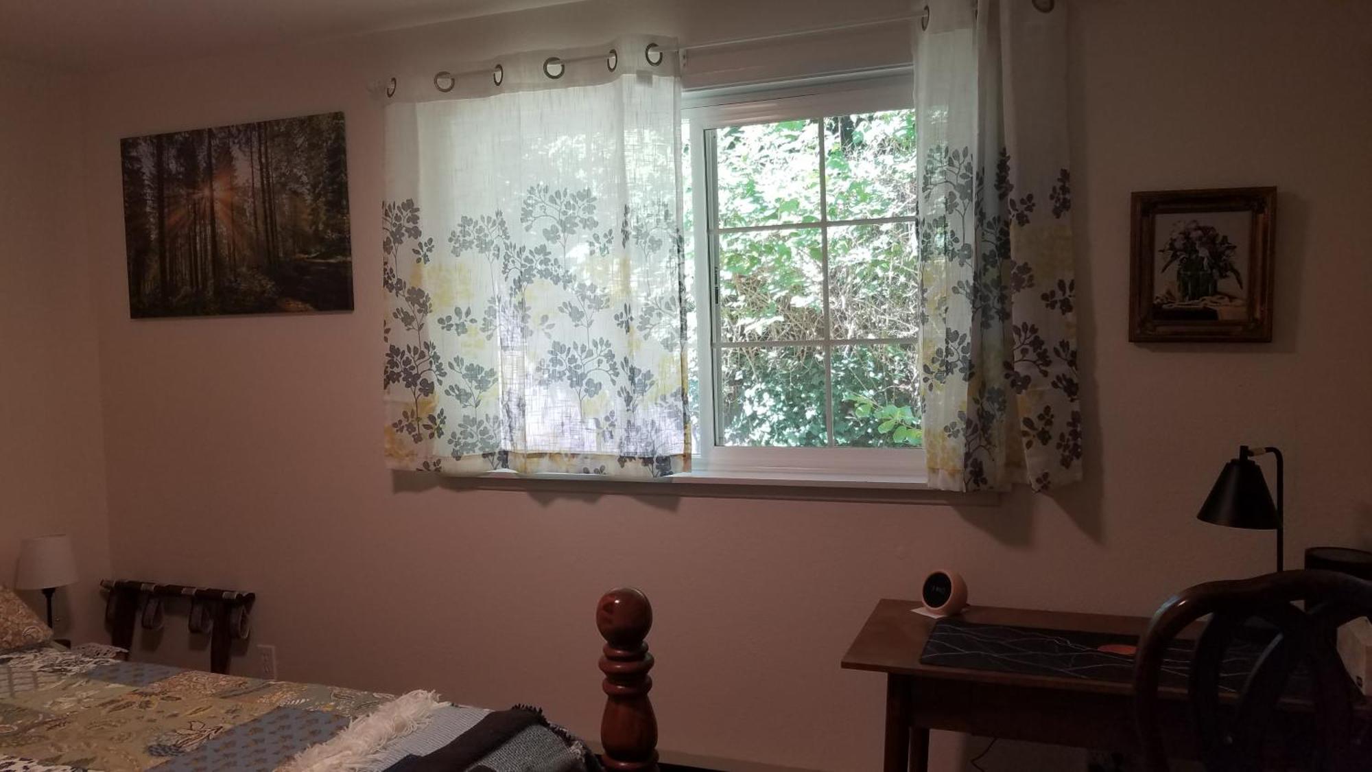 Hidefaraway 1 Queen 1 Full Beds For Same Price Sekiu Kültér fotó